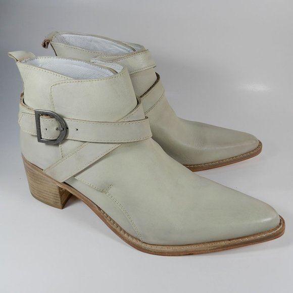 FREE PEOPLE Back Loop Ankle BOOTS Size 39.5 9.5 Ecru Leather Western NEW $148 - Picture 7 of 14